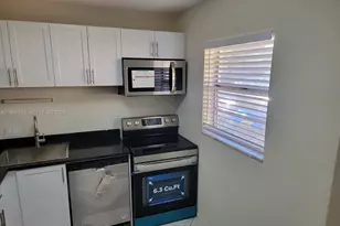 12016 S Greenway Cir S, Royal Palm Beach, FL 33411 - Photo 5