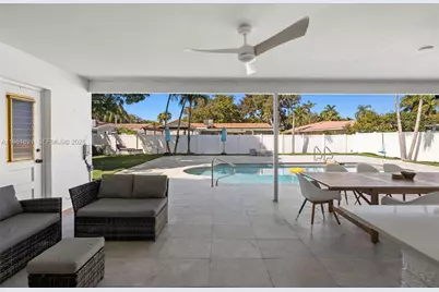 3460 N 46th Ave, Hollywood, FL 33021 - Photo 7