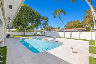 3460 N 46th Ave, Hollywood, FL 33021 - Photo 11