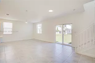 2728 SE 24th Ct, Homestead, FL 33035 - Photo 5