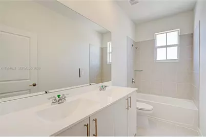 2728 SE 24th Ct #0, Homestead, FL 33035 - Photo 11
