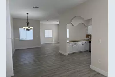 5521 SW 158th Ct, Miami, FL 33185 - Photo 3