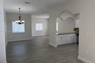 5521 SW 158th Ct, Miami, FL 33185 - Photo 3