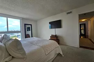 3200 Collins Ave, Miami Beach, FL 33140 - Photo 17