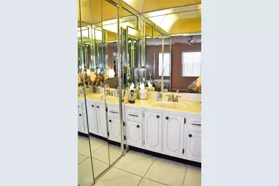 9201 Sunrise Lakes Blvd #308, Sunrise, FL 33322 - Photo 17