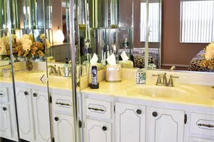 9201 Sunrise Lakes Blvd, Sunrise, FL 33322 - Photo 17