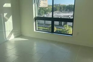 8167 NW 41st St, Doral, FL 33166 - Photo 9