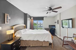 1020 Meridian Ave, Miami Beach, FL 33139 - Photo 15
