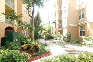 19877 E Country Club Dr, Aventura, FL 33180 - Photo 15