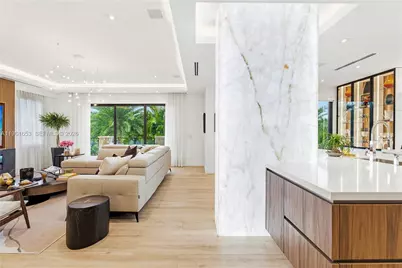 5860 Paradise Point Dr, Palmetto Bay, FL 33157 - Photo 19