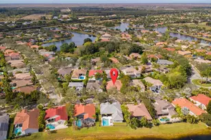 2621 Oakbrook Ln, Weston, FL 33332 - Photo 3