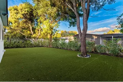 256 NW 78th Ter, Margate, FL 33063 - Photo 41