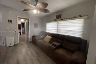 19800 SW 180th Ave, Miami, FL 33187 - Photo 7