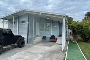 19800 SW 180th Ave, Miami, FL 33187 - Photo 1