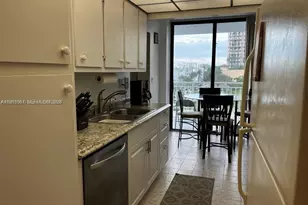 210 174th St, Sunny Isles Beach, FL 33160 - Photo 5