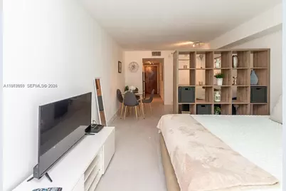 1200 Brickell Bay Dr #3210, Miami, FL 33131 - Photo 19