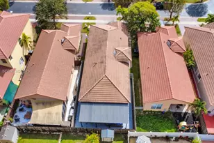 2120 NE 37th Rd, Homestead, FL 33033 - Photo 7