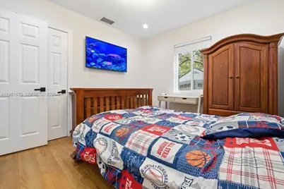 2400 SW 21st Ter, Miami, FL 33145 - Photo 29