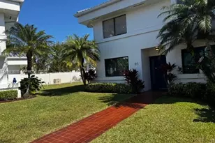 21300 San Simeon Way, Miami, FL 33179 - Photo 3