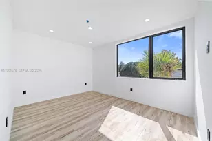 11 NE 51st St, Miami, FL 33137 - Photo 11