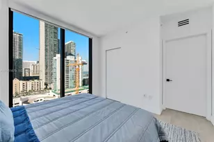 460 NE 28th St, Miami, FL 33137 - Photo 17