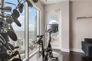 60 SW 13th St, Miami, FL 33130 - Photo 23