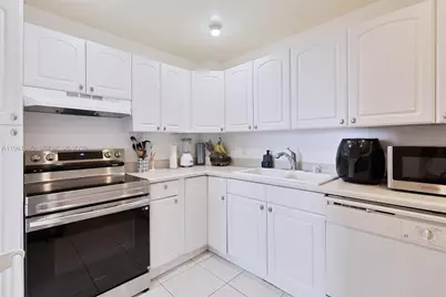 4400 Hillcrest Dr #901B, Hollywood, FL 33021 - Photo 7