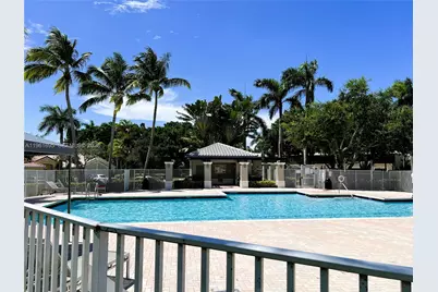 1605 Salerno Cir, Weston, FL 33327 - Photo 25
