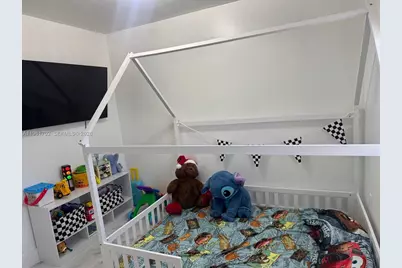 2758 W 60th St #55, Hialeah, FL 33016 - Photo 7