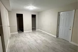 1605 NW 11th Pl, Fort Lauderdale, FL 33311 - Photo 1