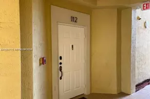 8964 W Flagler St, Miami, FL 33174 - Photo 17