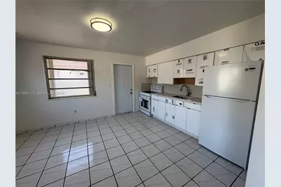 2752 SW 25th Ter #A, Miami, FL 33133 - Photo 3