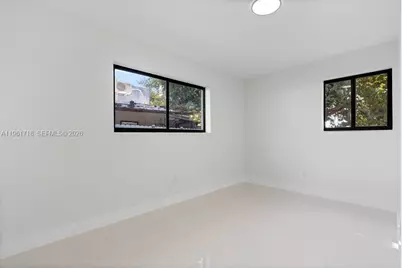 860 NW 70th St, Miami, FL 33150 - Photo 15