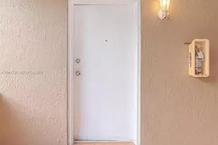 5698 W 25th Ct, Hialeah, FL 33016 - Photo 5