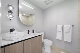 580 72nd St, Miami Beach, FL 33141 - Photo 11