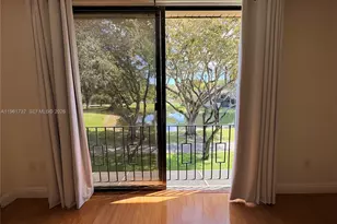 3855 Estepona Ave, Doral, FL 33178 - Photo 15