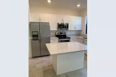 388 NE 208th Ter, Miami, FL 33179 - Photo 3