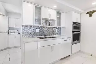 1717 N Bayshore Dr, Miami, FL 33132 - Photo 15