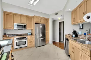 9751 E Bay Harbor Dr, Bay Harbor Islands, FL 33154 - Photo 13