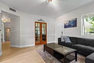 201 Flagler Dr, Miami Springs, FL 33166 - Photo 9