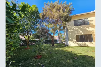 7996 SW 195th St, Cutler Bay, FL 33157 - Photo 17