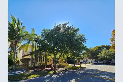 7996 SW 195th St, Cutler Bay, FL 33157 - Photo 5