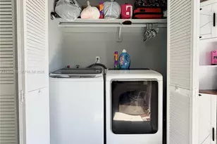 598 E 41st St, Hialeah, FL 33013 - Photo 13