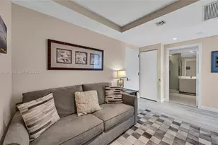 55 SW 9th St, Miami, FL 33130 - Photo 39