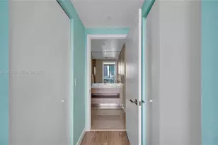 55 SW 9th St, Miami, FL 33130 - Photo 33