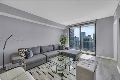 55 SW 9th St #4004, Miami, FL 33130 - Photo 13