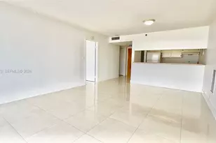 7601 E Treasure Dr, North Bay Village, FL 33141 - Photo 1