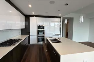 3250 NE 188th St, Aventura, FL 33180 - Photo 11