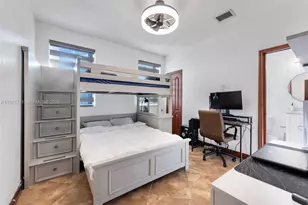 18091 NW 87th Ct, Hialeah, FL 33018 - Photo 27