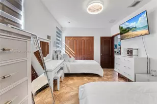 18091 NW 87th Ct, Hialeah, FL 33018 - Photo 25